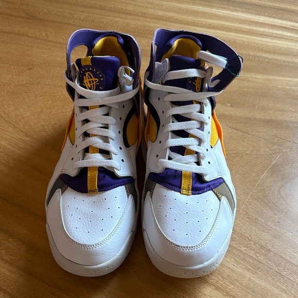 Nike Other - Nike Air Hurache Lakers Colors